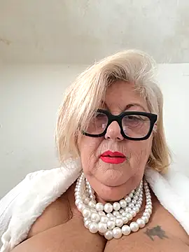 Merilulla online show from 10/22/25, 12:38