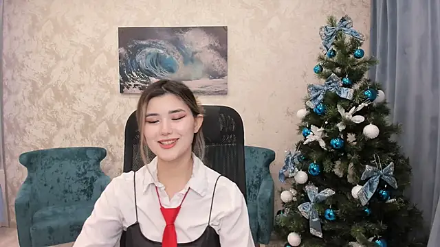 AnneTLi online show from 12/22/24, 09:44