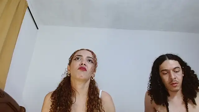 Snapshot of thefockers69 chatting on 09/22/25, 07:10 thefockers69 online show from 09/22/25, 07:10