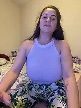 newgirl19 online show from 02/19/25, 09:47