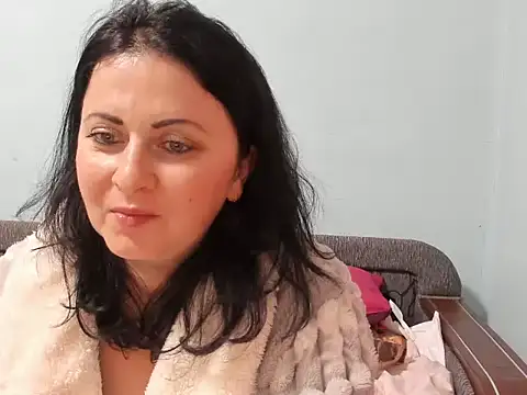 Snapshot of Lillian2 chatting on 01/03/25, 04:16 Lillian2 online show from 01/03/25, 04:16