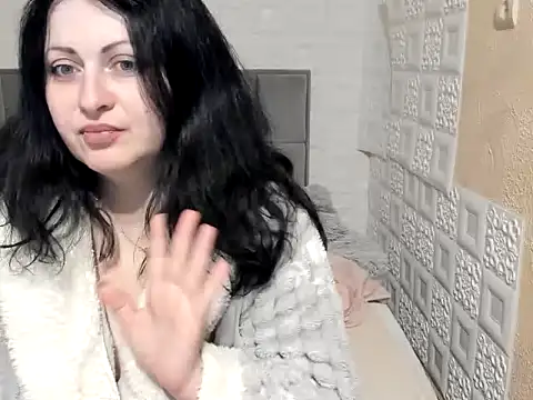Snapshot of Lillian2 chatting on 03/03/25, 05:20 Lillian2 online show from 03/03/25, 05:20