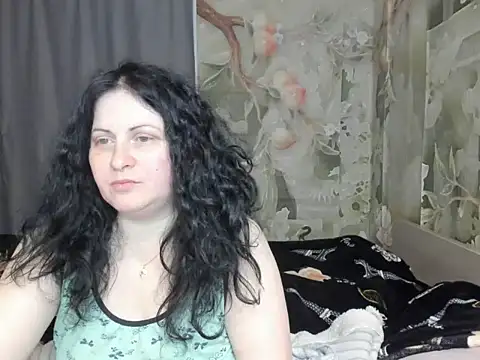 Lillian2 online show from 03/16/26, 08:46