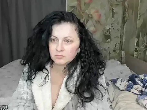 Lillian2 online show from 04/08/26, 08:31