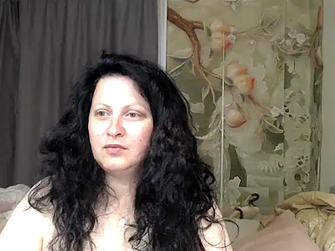 Lillian2 online show from 07/29/26, 08:01