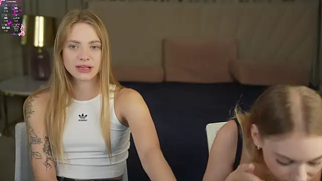 Snapshot of Angy_Netal chatting on 09/17/25, 06:59 Angy Netal online show from 09/17/25, 06:59