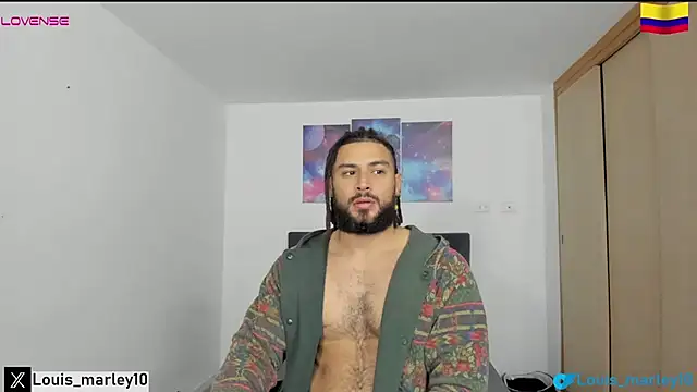 Snapshot of Louis_marley__ chatting on 01/02/25, 11:38 Louis marley online show from 01/02/25, 11:38