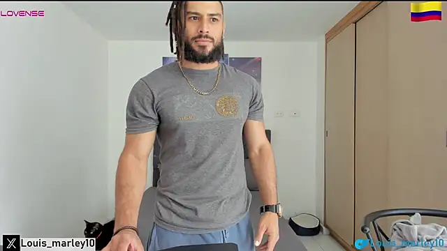 Snapshot of Louis_marley__ chatting on 01/05/25, 04:59 Louis marley online show from 01/05/25, 04:59