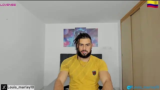 Snapshot of Louis_marley__ chatting on 01/06/25, 02:37 Louis marley online show from 01/06/25, 02:37