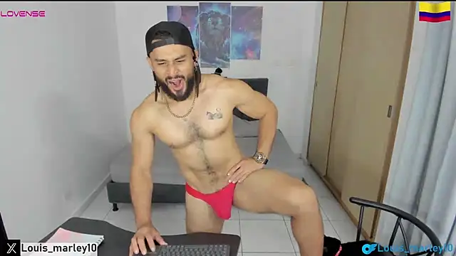 Snapshot of Louis_marley__ chatting on 02/20/25, 04:18 Louis marley online show from 02/20/25, 04:18