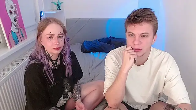 Snapshot of soalice chatting on 11/23/25, 12:32 soalice online show from 11/23/25, 12:32