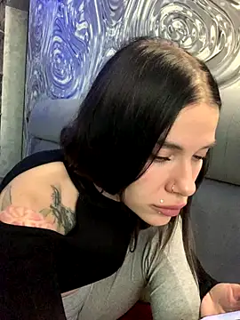 Queen of pain online show from 09/14/25, 06:56