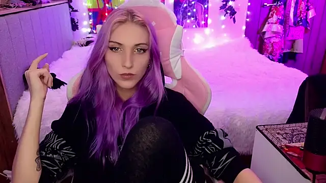 Violet Noir online show from 01/30/25, 11:55