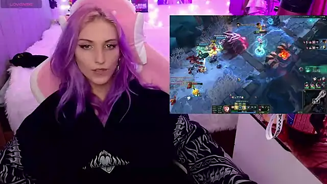 Violet Noir online show from 01/30/25, 02:58
