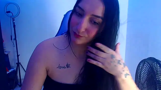 Snapshot of liz_dirty chatting on 09/14/25, 11:15 liz dirty online show from 09/14/25, 11:15