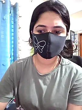 Snapshot of Suvosri chatting on 10/06/25, 05:38 Suvosri online show from 10/06/25, 05:38