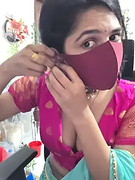 Snapshot of Suvosri chatting on 11/12/25, 04:46 Suvosri online show from 11/12/25, 04:46