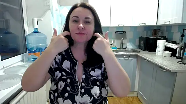 DonnaMagdalena online show from 12/20/24, 06:08