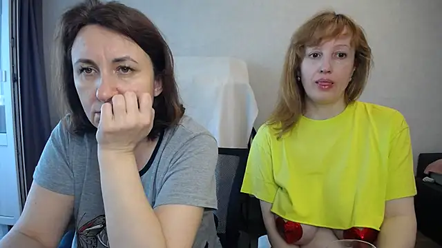 DonnaMagdalena online show from 05/19/26, 08:20