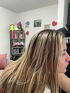 Snapshot of Celestedubois chatting on 12/14/24, 10:34 Celestedubois online show from 12/14/24, 10:34