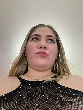 Snapshot of Celestedubois chatting on 03/21/25, 10:39 Celestedubois online show from 03/21/25, 10:39