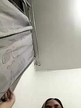 Snapshot of Celestedubois chatting on 10/14/25, 12:00 Celestedubois online show from 10/14/25, 12:00