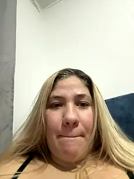 Snapshot of Celestedubois chatting on 10/14/25, 11:38 Celestedubois online show from 10/14/25, 11:38