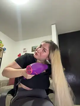 Celestedubois online show from 07/15/26, 01:00