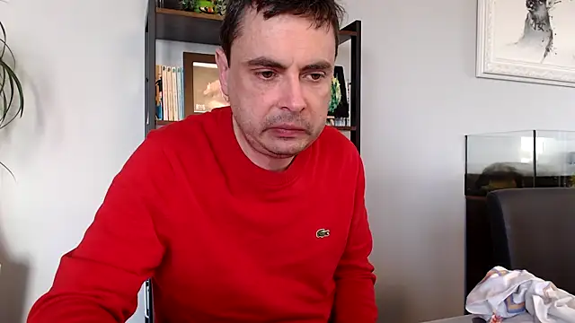 freddy0222222 online show from 04/27/26, 05:22