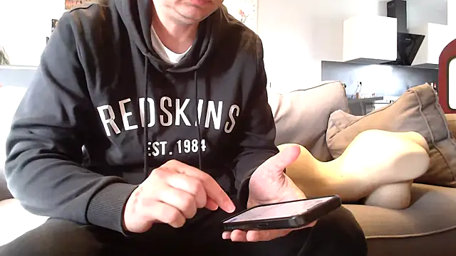 freddy0222222 online show from 05/02/26, 07:35