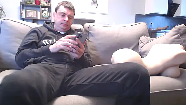 freddy0222222 online show from 05/03/26, 06:30