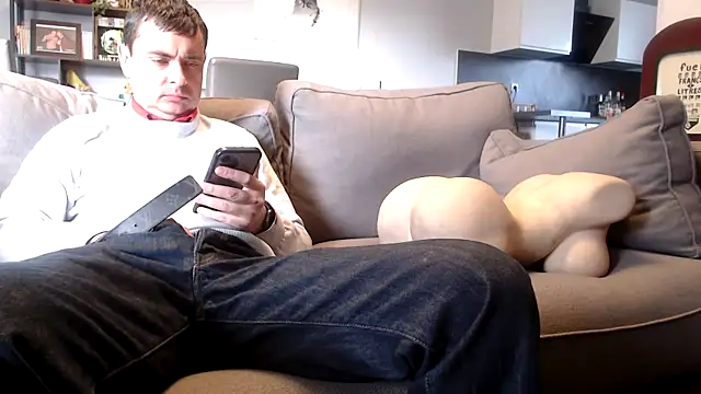 freddy0222222 online show from 05/07/26, 05:46