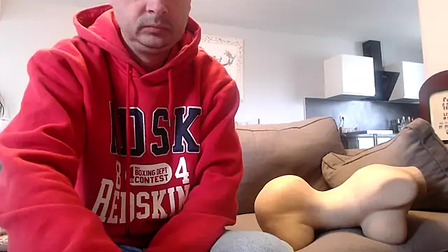 freddy0222222 online show from 05/17/26, 08:01