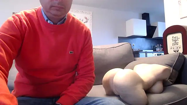 freddy0222222 online show from 06/04/26, 05:35