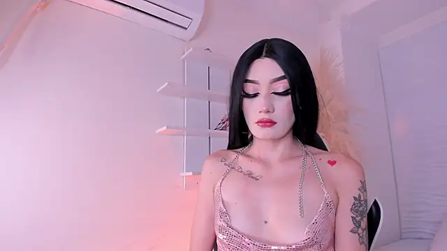 CamileHolmes online show from 07/23/26, 06:44