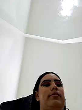 MariaGaitan online show from 10/18/25, 07:03