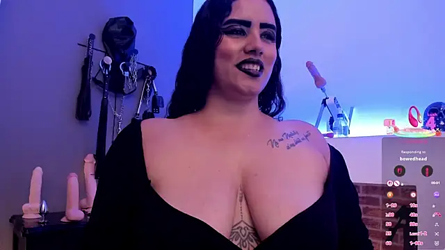 MariaGaitan online show from 12/13/25, 07:53