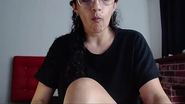 Lucynaugthyy online show from 03/17/25, 12:08