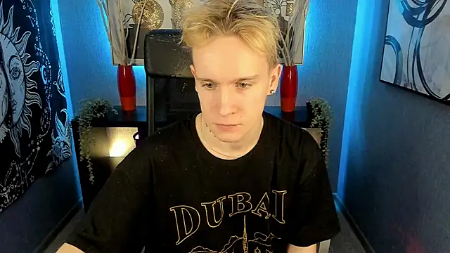 Snapshot of AlexxSweet chatting on 12/18/24, 07:47 AlexxSweet online show from 12/18/24, 07:47