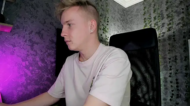 AlexxSweet online show from 11/01/25, 06:59