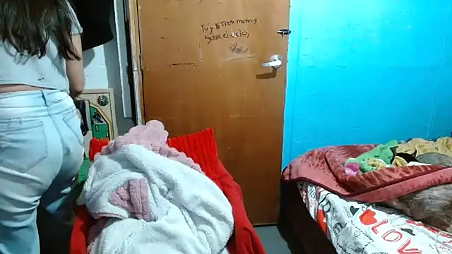 Snapshot of clarisse69 chatting on 12/04/24, 09:46 clarisse69 online show from 12/04/24, 09:46