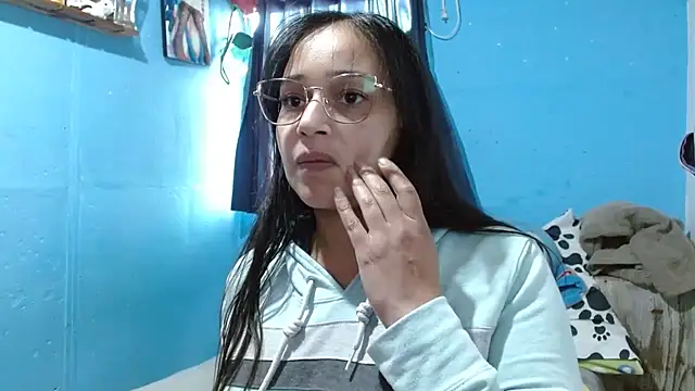 Snapshot of clarisse69 chatting on 01/21/25, 08:54 clarisse69 online show from 01/21/25, 08:54