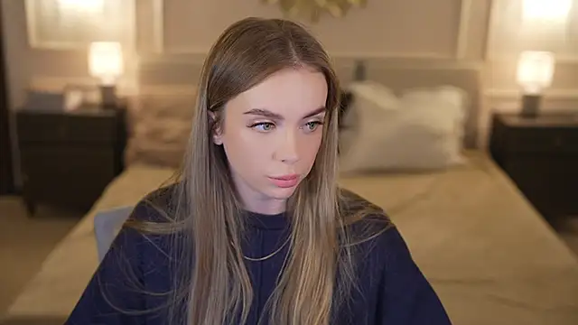 Snapshot of Anabelka054 chatting on 11/21/25, 11:31 Anabelka054 online show from 11/21/25, 11:31