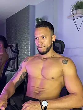 ARON TAYLER01 online show from 09/20/25, 10:27