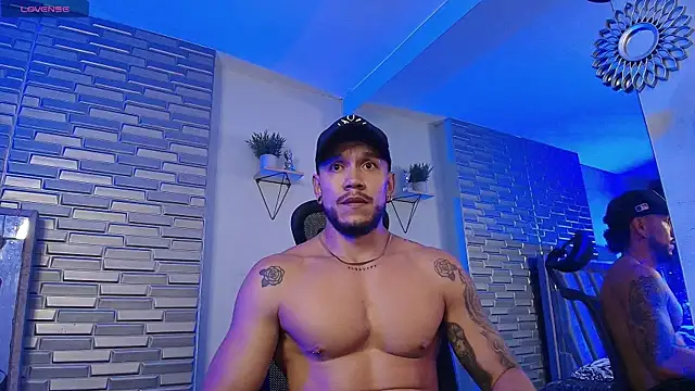 ARON TAYLER01 online show from 07/21/26, 02:08