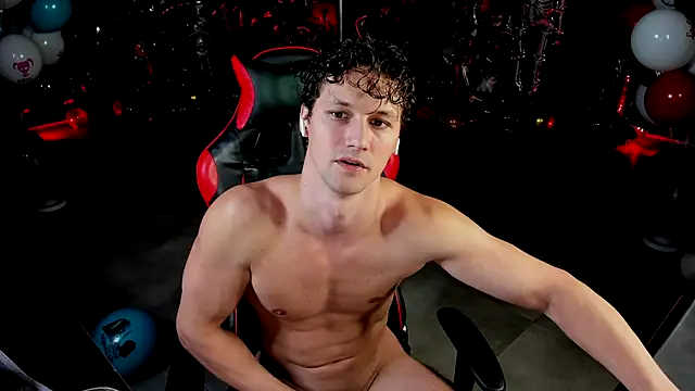 Snapshot of dirty-boss chatting on 11/02/25, 12:13 dirty-boss online show from 11/02/25, 12:13