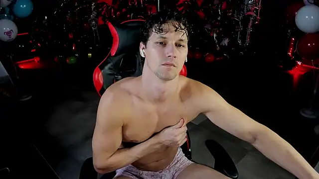 Snapshot of dirty-boss chatting on 11/08/25, 09:31 dirty-boss online show from 11/08/25, 09:31