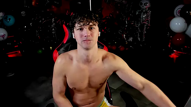 Snapshot of dirty-boss chatting on 11/12/25, 06:03 dirty-boss online show from 11/12/25, 06:03