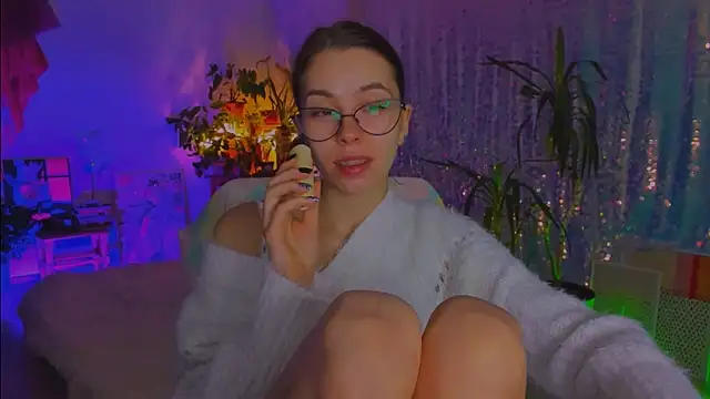 Snapshot of poli__ chatting on 01/05/26, 05:27 poli online show from 01/05/26, 05:27
