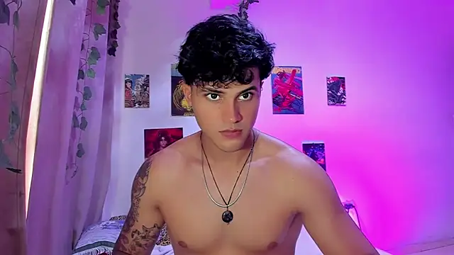 Nekoboy01 online show from 12/10/24, 09:11